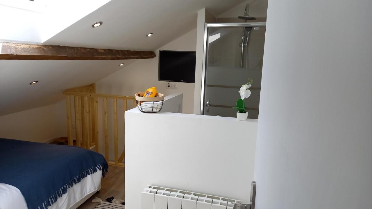 Charmante Maison Cosy A Villabe-Hyper Centre-Gare-Wifi エクステリア 写真